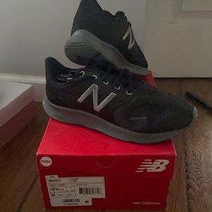 Size 10.5 New Balance Men’s sneakers. Brand new in the box.